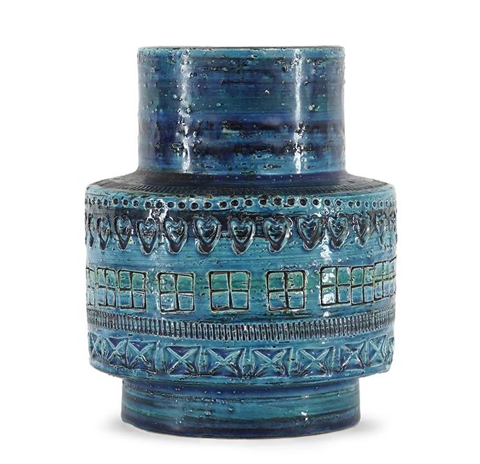 An Aldo Londi for Bitossi / Raymor Vase.: An Aldo Londi for Bitossi / Raymor Vase. Glazed pottery vase. Bearing Raymor sticker. Numbered "1809 Italy" 7" x 5 1/2"