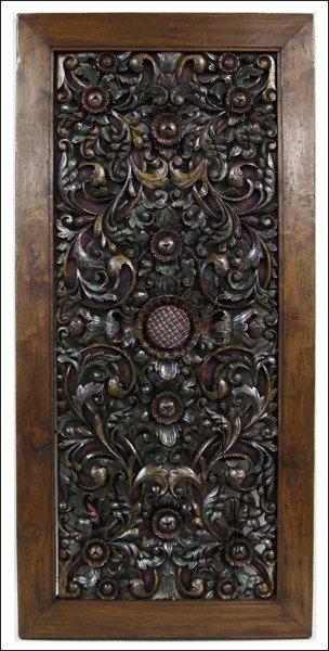 POLYCHROME CARVED AND RETICULATED WOOD WALL PAN