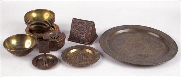 COLLECTION OF ISLAMIC BRASS TABLE ARTICLES.