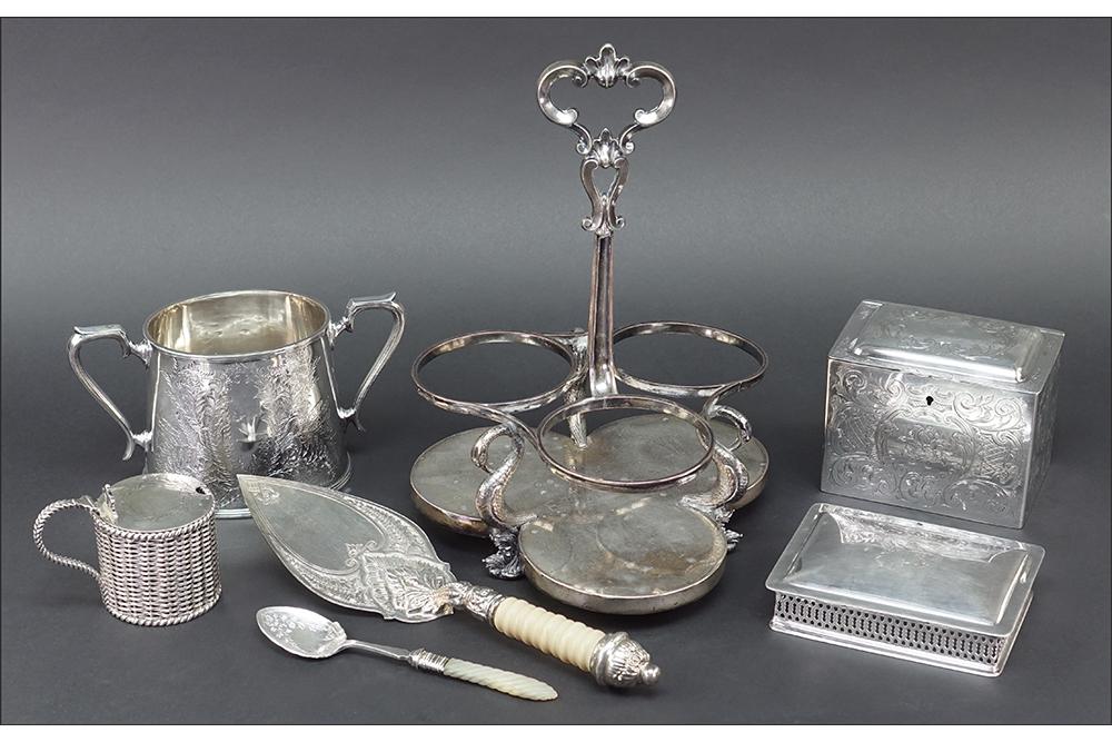 An English Silverplate Decanter Stand. (1 of 1)