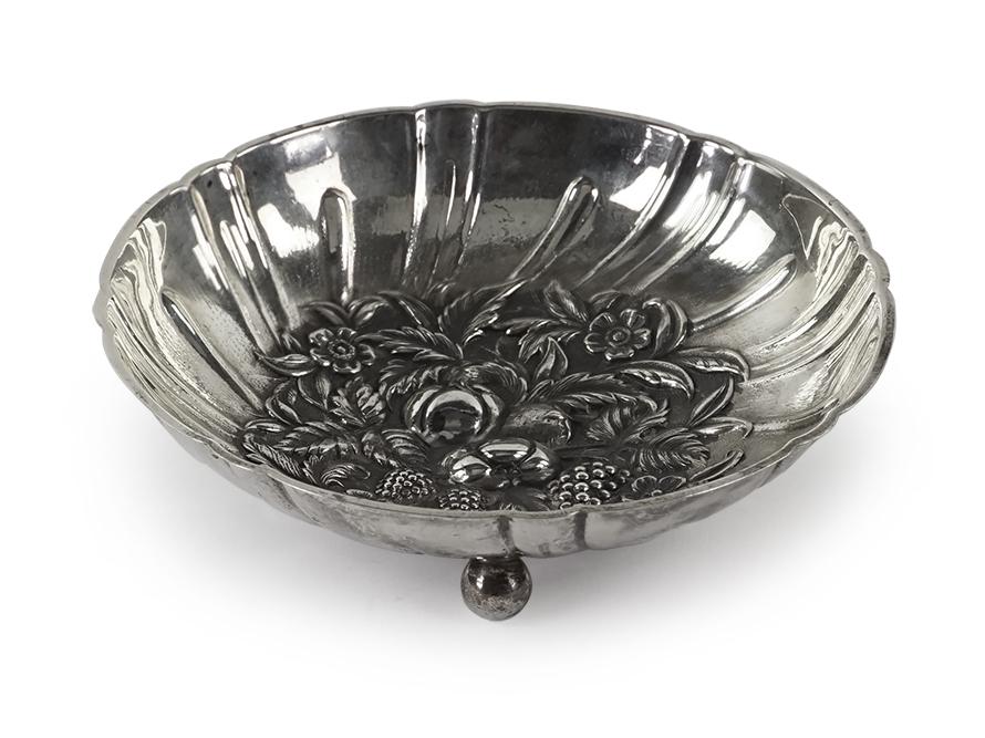 An S. Kirk & Son Sterling Silver Dish. (1 of 2)
