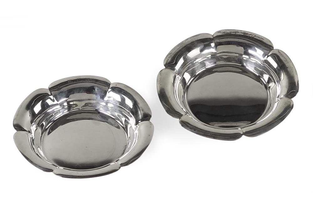 A Pair of Richard Dimes Sterling Silver Bowls. (1 of 2)