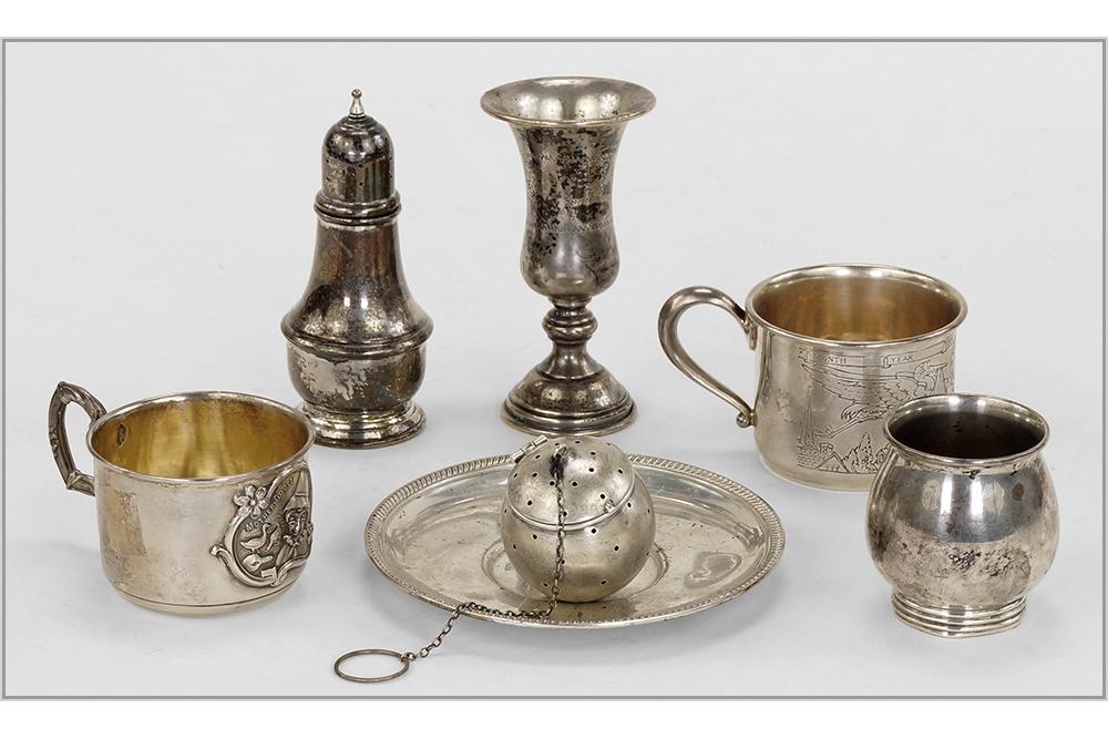 A Collection of Sterling Silver Table Articles. (1 of 1)