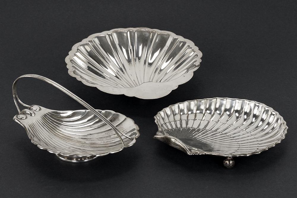 A Gorham Sterling Silver Shell Form Dish. (1 of 1)