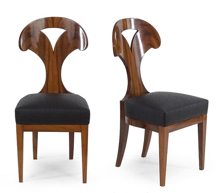 A Pair of Biedermeier Walnut Side Chairs. (1 of 1)