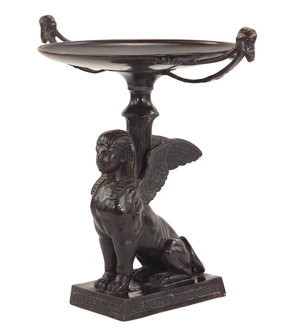 An Egyptian Revival Patinated Bronze Tazza. (1 of 1)