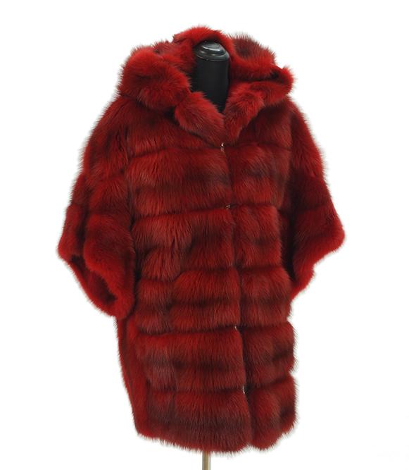 A Giuliana Teso Red Stone Marten Jacket.: A Giuliana Teso Red Stone Marten Jacket. Horizontal pelt stone marten sleeveless hooded jacket, front zip closure and side zip vents. Hood interior is lined in red sheared mink Approx. 16/18