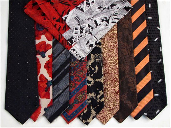 COLLECTION OF MEN'S TIES.: COLLECTION OF MEN'S TIES. Ties by Brioni, Gianfranco Ferre, Missoni, Claude Montana, Karl Lagerfeld, and others