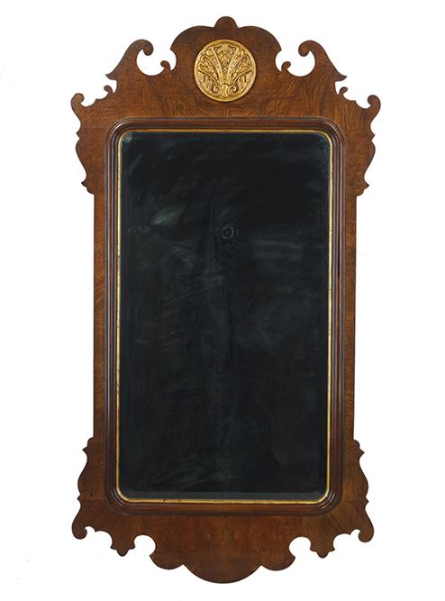 A Henredon Chippendale Style Mahogany Mirror.: A Henredon Chippendale Style Mahogany Mirror. 34 1/2" x 29 1/2"
