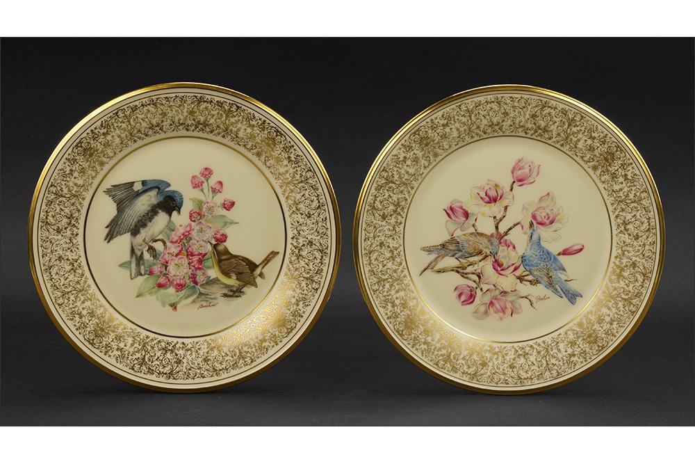 A Set of Twelve Lenox Boehm Bird Dinner Plates.: A Set of Twelve Lenox Boehm Bird Dinner Plates. Diameter: 10 1/2"