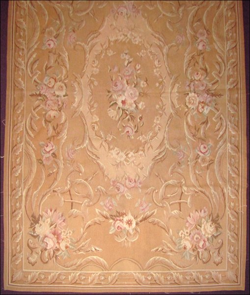 AUBUSSON RUG.: AUBUSSON RUG. Width: 6'0" Length: 9'0"