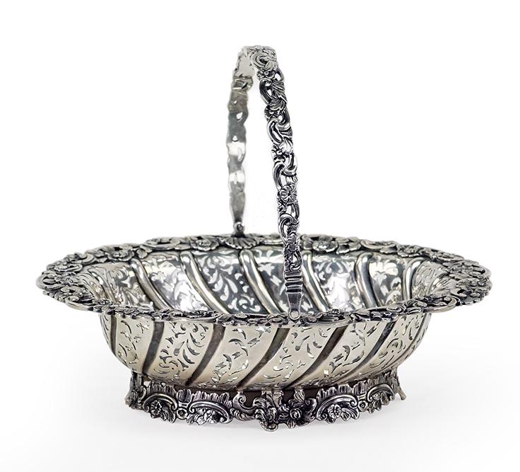 An English Chrichton Brothers Silver Basket. (1 of 1)