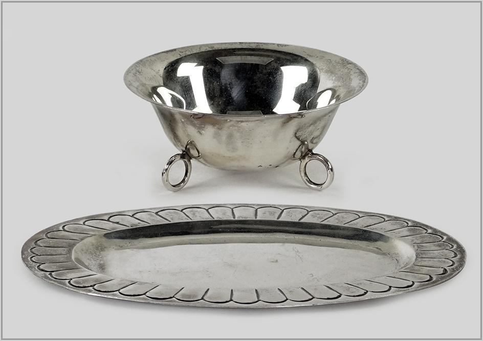 A Mexican Sterling Silver Oval Dish. (1 of 1)