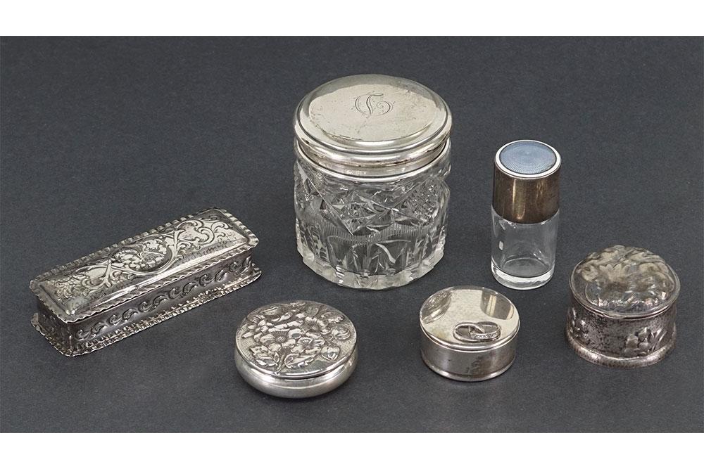 A Collection of Silver Vanity Items. (1 of 1)