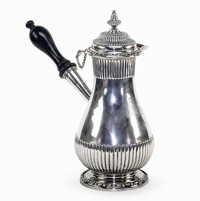 An English George III Silver Chocolate Pot. (1 of 12)