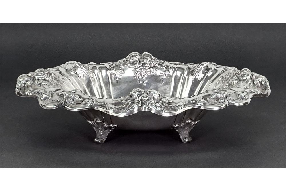 A Reed & Barton Sterling Silver Bowl. (1 of 1)