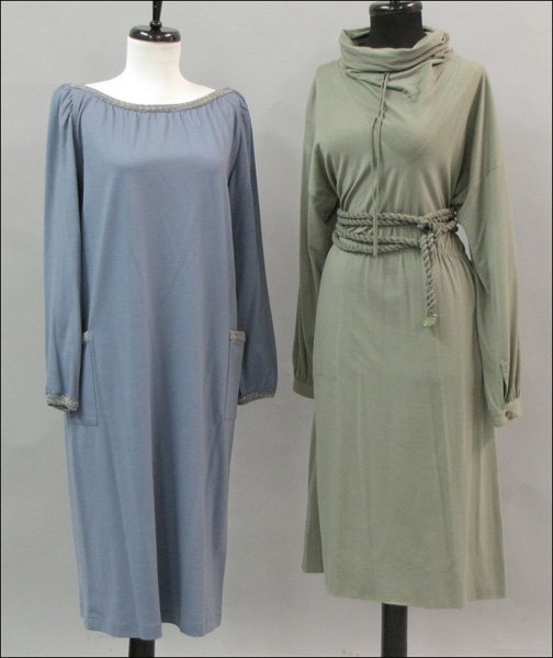 MISSONI GREEN WOOL KNIT DAY DRESS.: MISSONI GREEN WOOL KNIT DAY DRESS. Having a drawstring neck closure and matching woven belt. Together with a Missoni blue wool knit day dress Green: size medium
