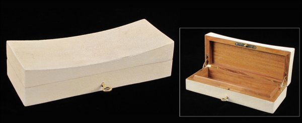 THOMAS PHEASANT COLLECTION FOR BAKER FAUX IVORY: THOMAS PHEASANT COLLECTION FOR BAKER FAUX IVORY PILLOW BOX WITH KEY. H: 2.5" W: 10" D: 4"