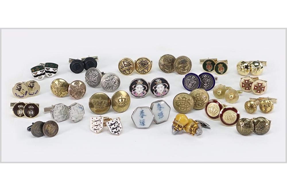 A Pair of .800 Silver and Blue Enamel Cufflinks. (1 of 1)