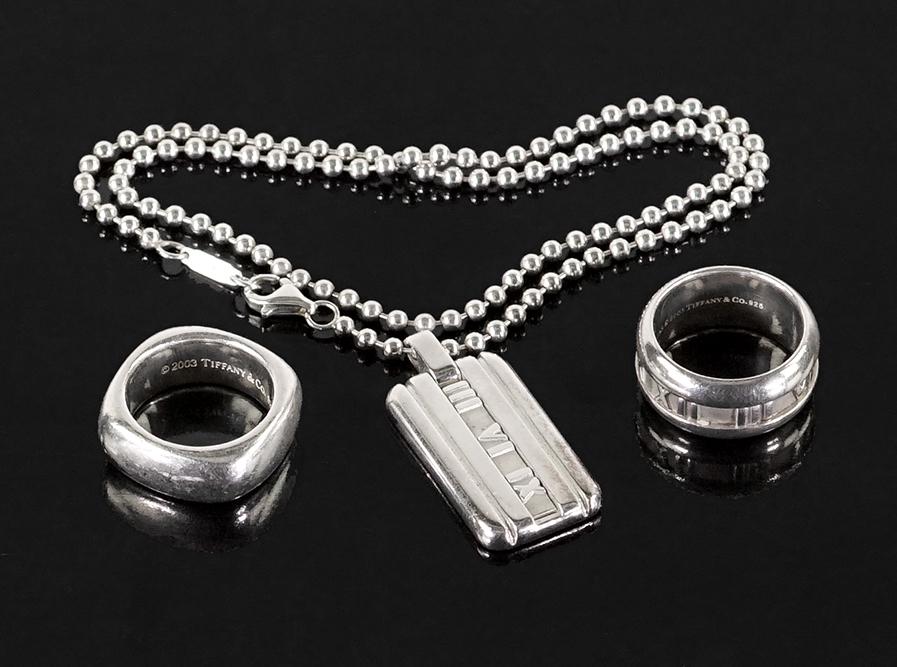 A Suite of Tiffany & Company Jewelry. (1 of 1)