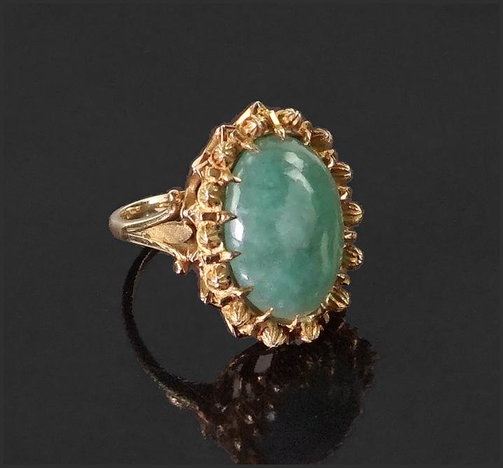 A Jadeite Ring. (1 of 1)
