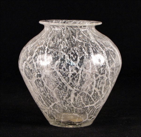 LOETZ SCHAUMGLAS VASE.: LOETZ SCHAUMGLAS VASE. Circa 1935 - 1936 Height: 6"