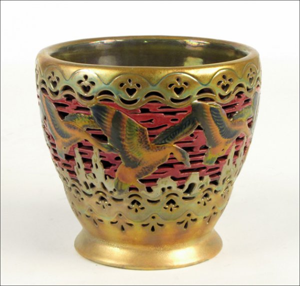 ZSOLNAY IRRIDESCENT GLAZED CERAMIC VASE.: ZSOLNAY IRRIDESCENT GLAZED CERAMIC VASE. c. 1898-1905 5.5" x 6"