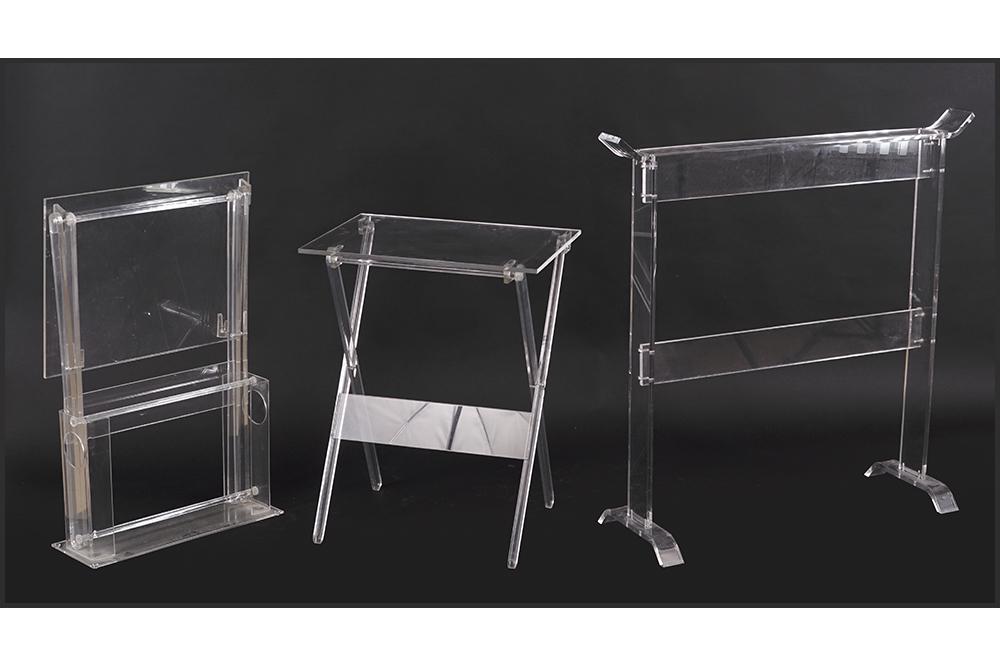 A Pair of Lucite Tray Tables in Stand.: A Pair of Lucite Tray Tables in Stand. Together with a lucite blanket / quilt rack (35" x 35" x 12") Tray tables: 30" x 20" x 6 1/2"