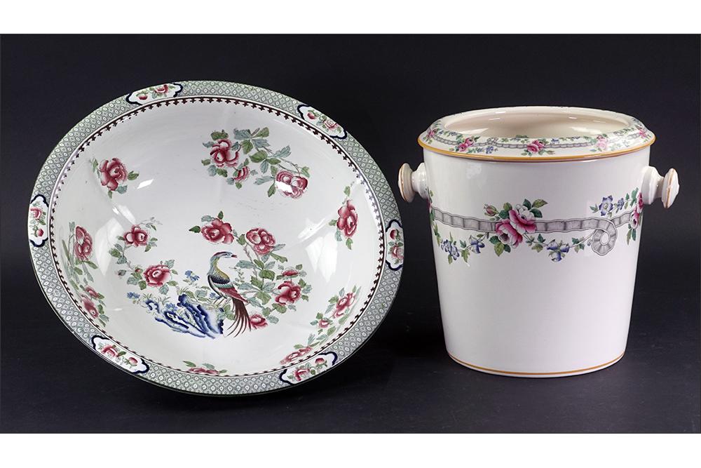 A Corona Ware Hancock & Sons Wash Basin.: A Corona Ware Hancock & Sons Wash Basin. Together with a Minton covered slop pail (10 3/4" x 13 1/2") Basin: 5" x 16 3/4"