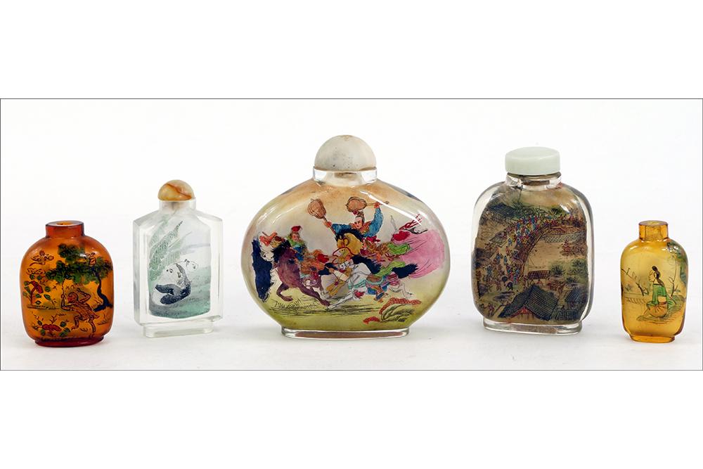 A Collection of Chinese Reverse Painted Glass Snuff (1 of 1)