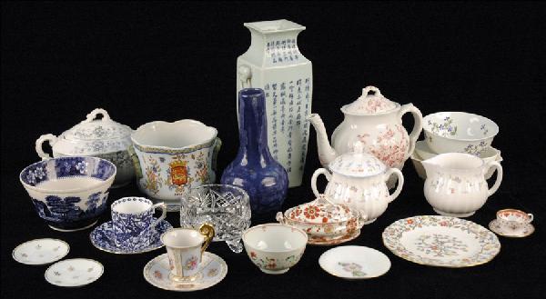 GROUP OF PORCELAIN AND SEMI-PORCELAIN SERVING P: GROUP OF PORCELAIN AND SEMI-PORCELAIN SERVING PIECES AND TABLE ARTICLES. With pieces by Copeland Spode, Royal Copenhagen, Royal Worcester, Coalport, Hanley, and others