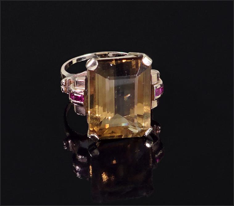 A Retro Citrine Cocktail Ring. (1 of 1)