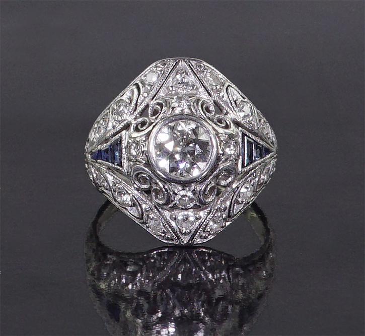 An Art Deco Diamond & Sapphire Ring. (1 of 1)