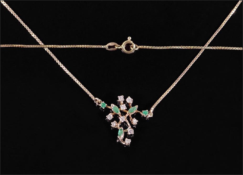 An Emerald & Diamond Necklace. (1 of 1)