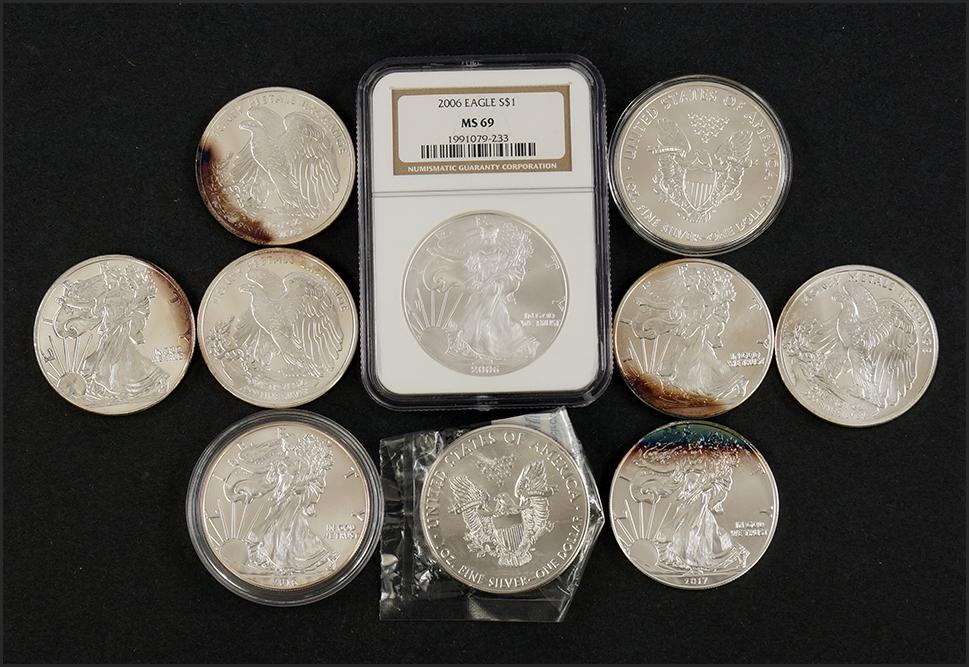 Five American Silver Eagle Coins. (1 of 1)