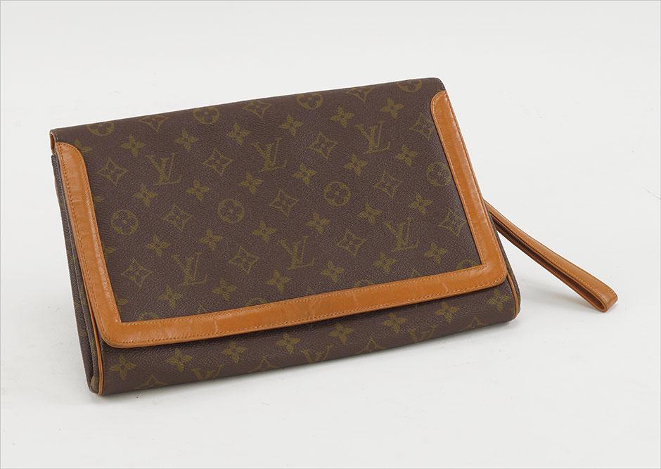 A Louis Vuitton Handbag. (1 of 1)