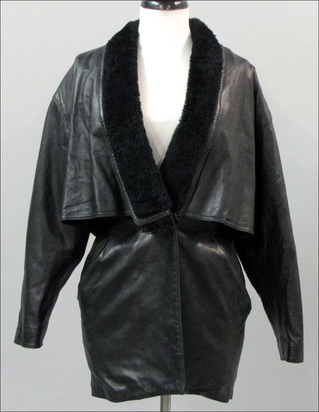 GIANNI VERSACE BLACK LEATHER AND SHEARLING JACK: GIANNI VERSACE BLACK LEATHER AND SHEARLING JACKET.