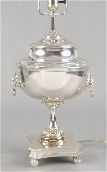 RALPH LAUREN SILVERPLATE URN FORM TABLE LAMP.: RALPH LAUREN SILVERPLATE URN FORM TABLE LAMP. Urn height: 16"