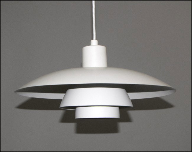 POUL HENNINGSEN ENAMELED ALUMINUM HANGING LIGHT: POUL HENNINGSEN ENAMELED ALUMINUM HANGING LIGHT FIXTURE. Diameter: 16"