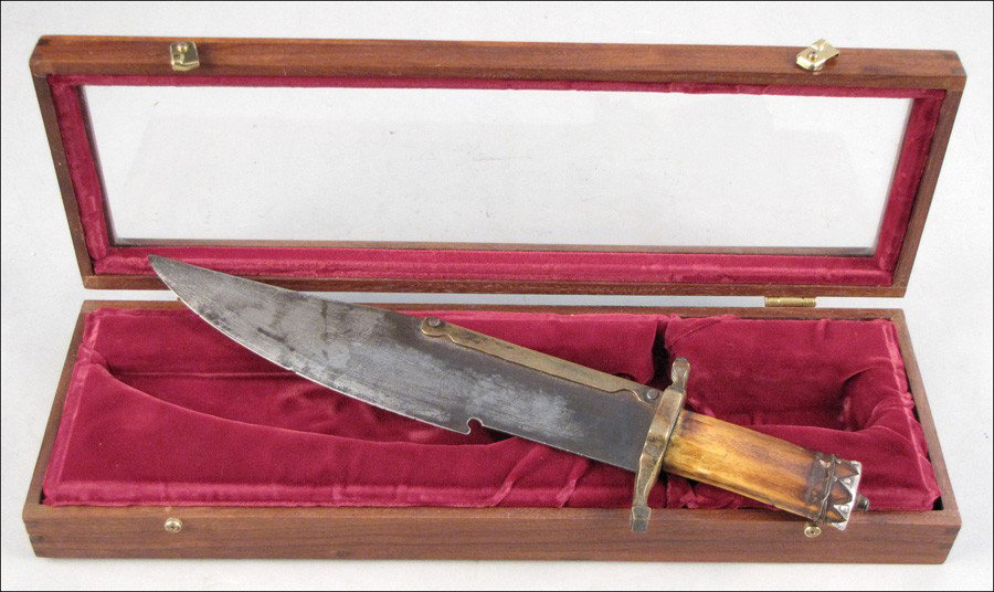 BONE HANDLED BOWIE-TYPE KNIFE.: BONE HANDLED BOWIE-TYPE KNIFE. Unmarked, with wood and glass top presentation case Length: 15.50"