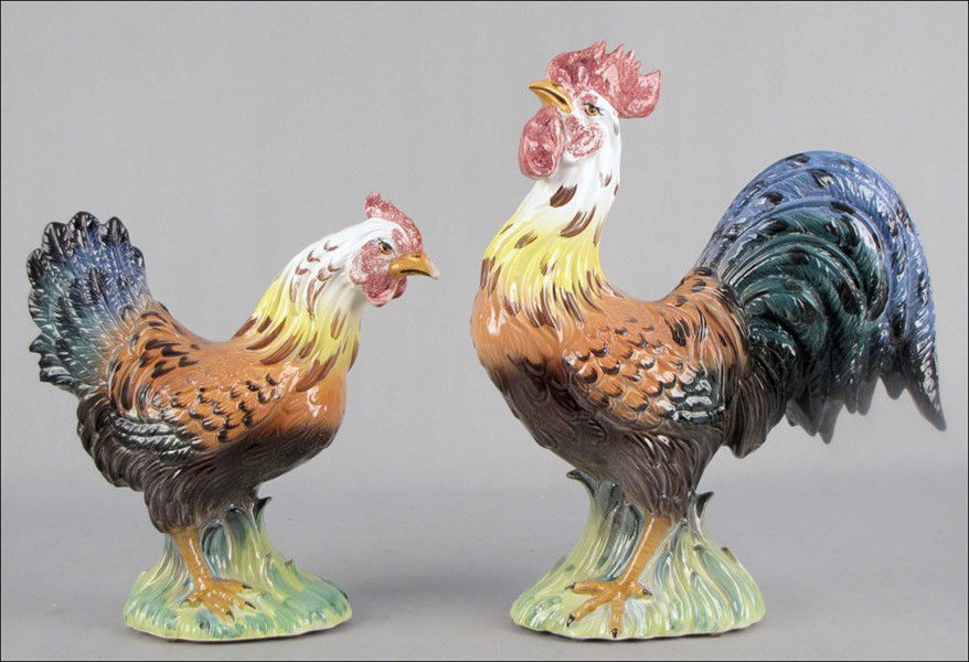 TWO ITALIAN INTRADA MAJOLICA ROOSTERS.: TWO ITALIAN INTRADA MAJOLICA ROOSTERS. Taller: 17"