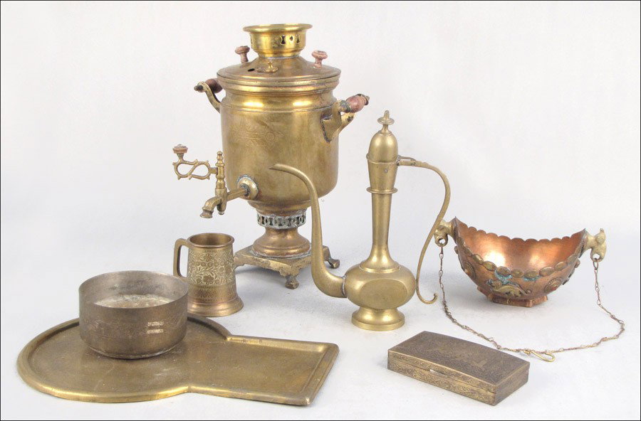 BRASS SAMOVAR WITH TRAY.: BRASS SAMOVAR WITH TRAY. Together with brass table articles