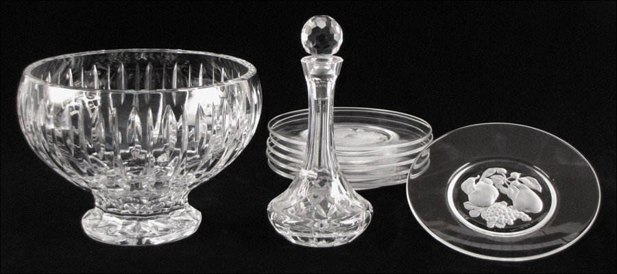 SET OF SIX VAL ST. LAMBERT CRYSTAL PLATES.: SET OF SIX VAL ST. LAMBERT CRYSTAL PLATES. Together with a Waterford crystal decanter and bowl