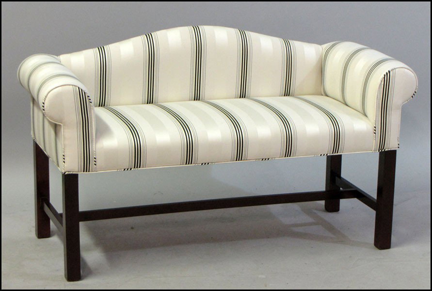 UPHOLSTERED MAHOGANY SETTEE.: UPHOLSTERED MAHOGANY SETTEE. H: 28" W: 50" D: 19"
