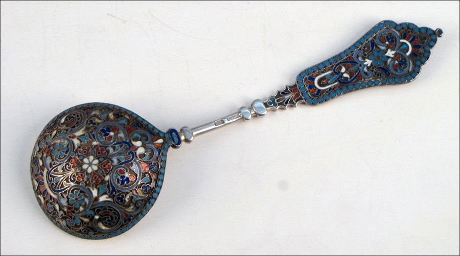 RUSSIAN SILVER AND CHAMPLEVE ENAMEL SPOON.: RUSSIAN SILVER AND CHAMPLEVE ENAMEL SPOON. Bearing hallmarks of Gustav Klingert and 84 Russian silver Length: 7.5"
