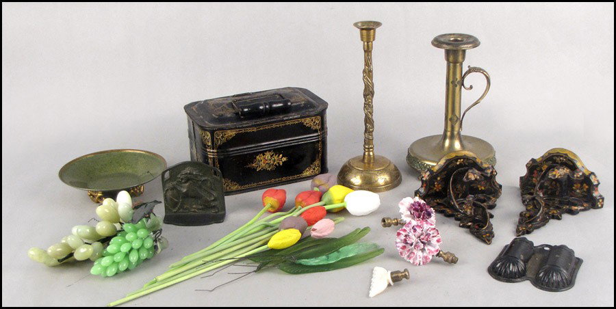 COLLECTION OF DECORATIVE ITEMS.: COLLECTION OF DECORATIVE ITEMS. Comprised of one pair of brackets, one Pairpoint brass candlestick, one painted metal box, glass fruit, and various decorative items