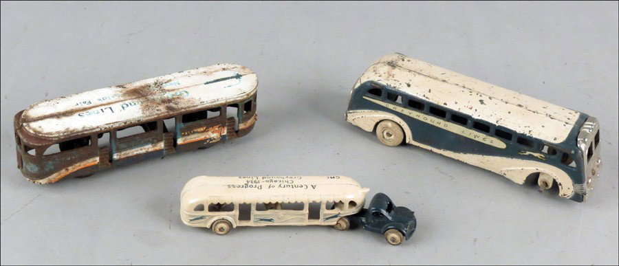 THREE GREYHOUND LINES BUSES.: THREE GREYHOUND LINES BUSES.