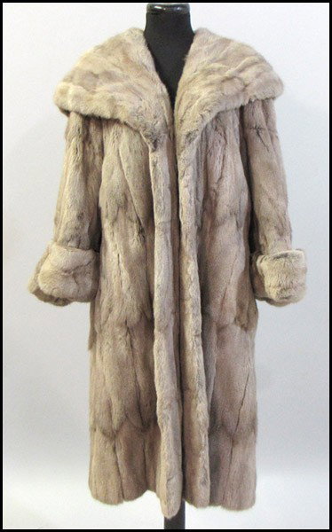 FULL LENGTH GREY SQUIRREL COAT.: FULL LENGTH GREY SQUIRREL COAT. With a rear caplet and bell sleeves