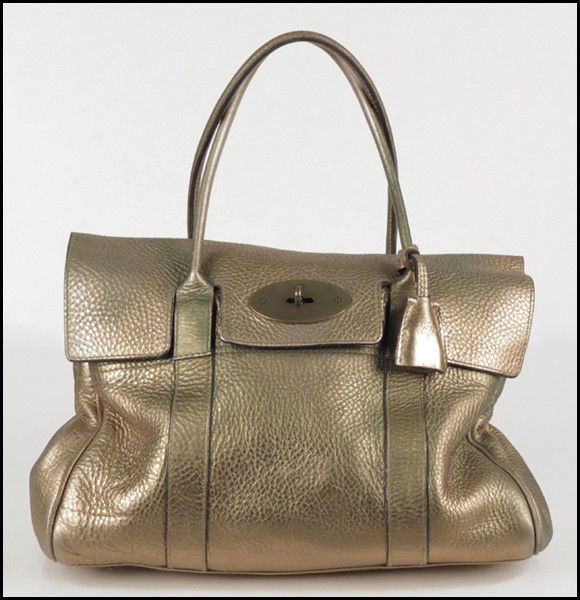 MULBERRY GOLD LEATHER HANDBAG.: MULBERRY GOLD LEATHER HANDBAG.