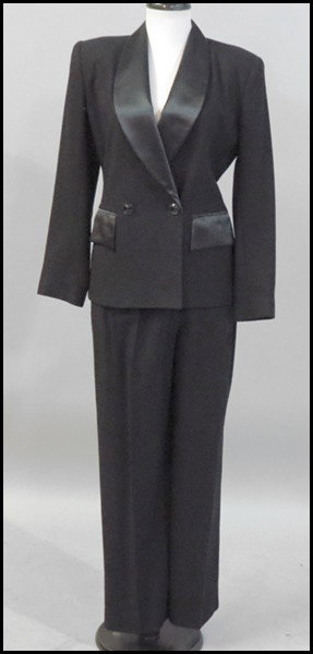 OLEG CASSINI BLACK WOOL CREPE AND SATIN TUXEDO : OLEG CASSINI BLACK WOOL CREPE AND SATIN TUXEDO STYLE PANT SUIT.